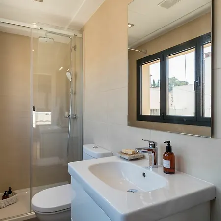 Chezmoihomes Plaza Nueva Luxury-2